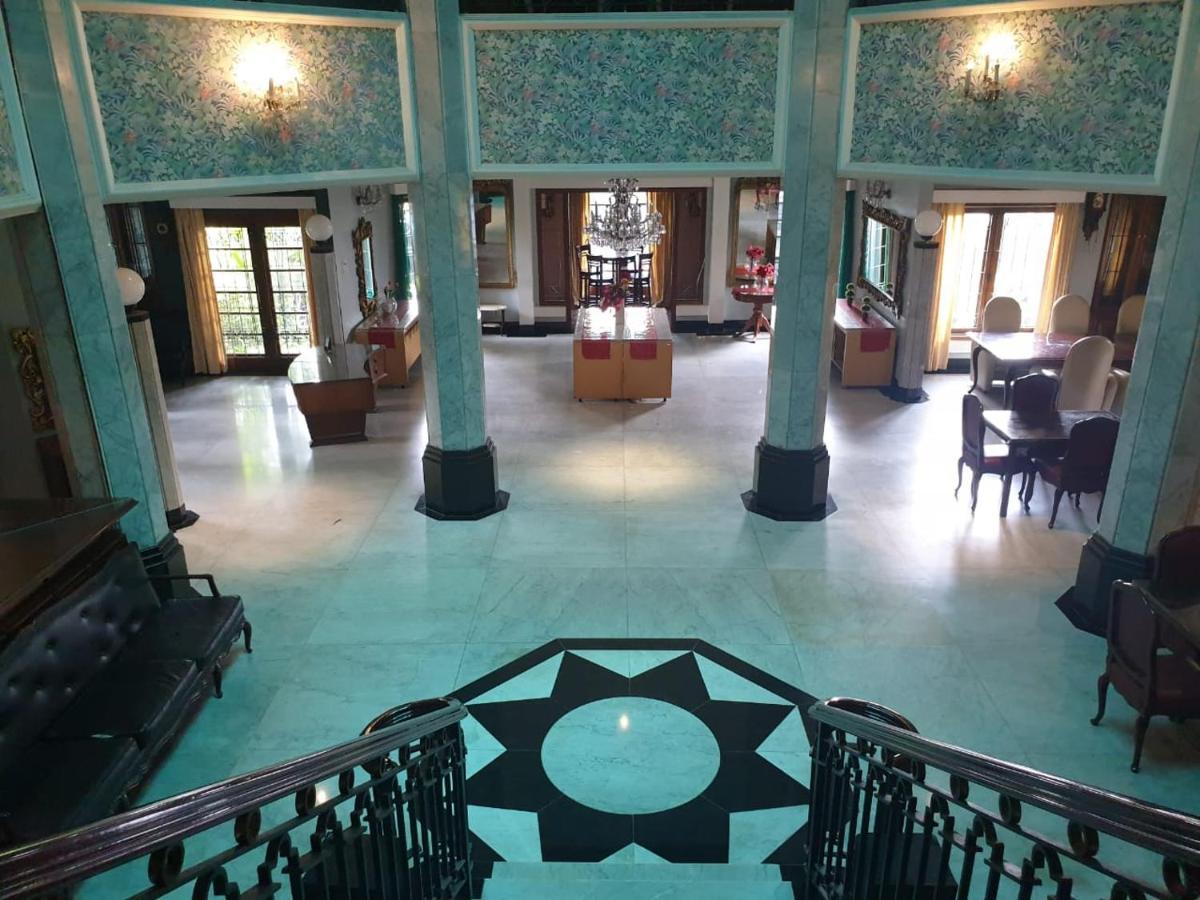 Arimbi Pejaten Suites Джакарта Екстериор снимка