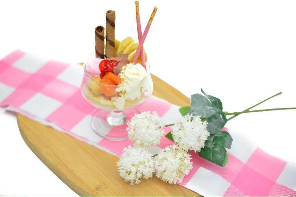 Arimbi Pejaten Suites Джакарта Екстериор снимка