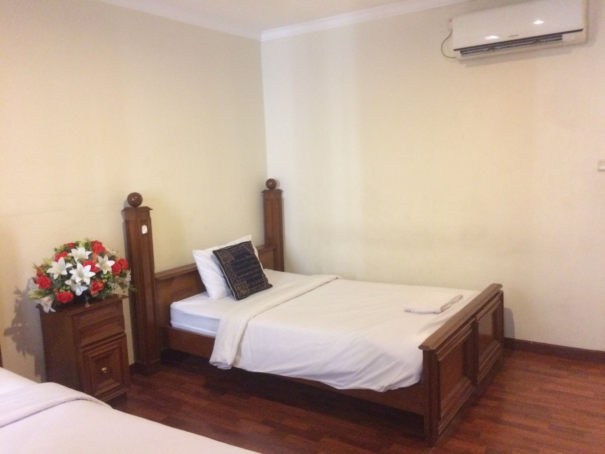 Arimbi Pejaten Suites Джакарта Екстериор снимка