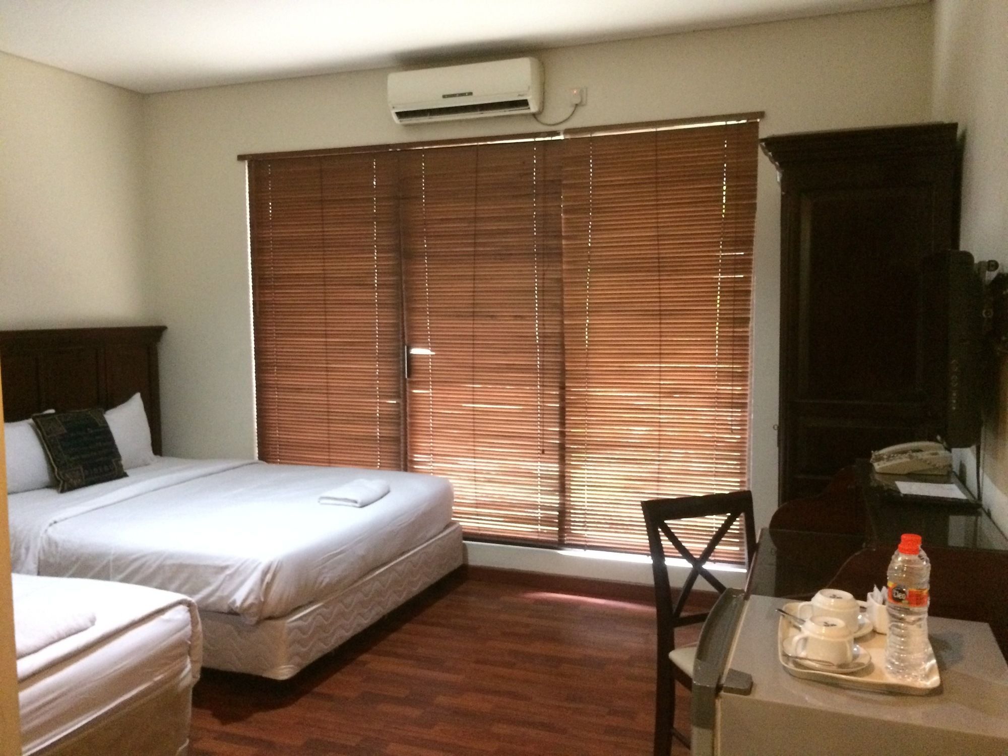 Arimbi Pejaten Suites Джакарта Екстериор снимка