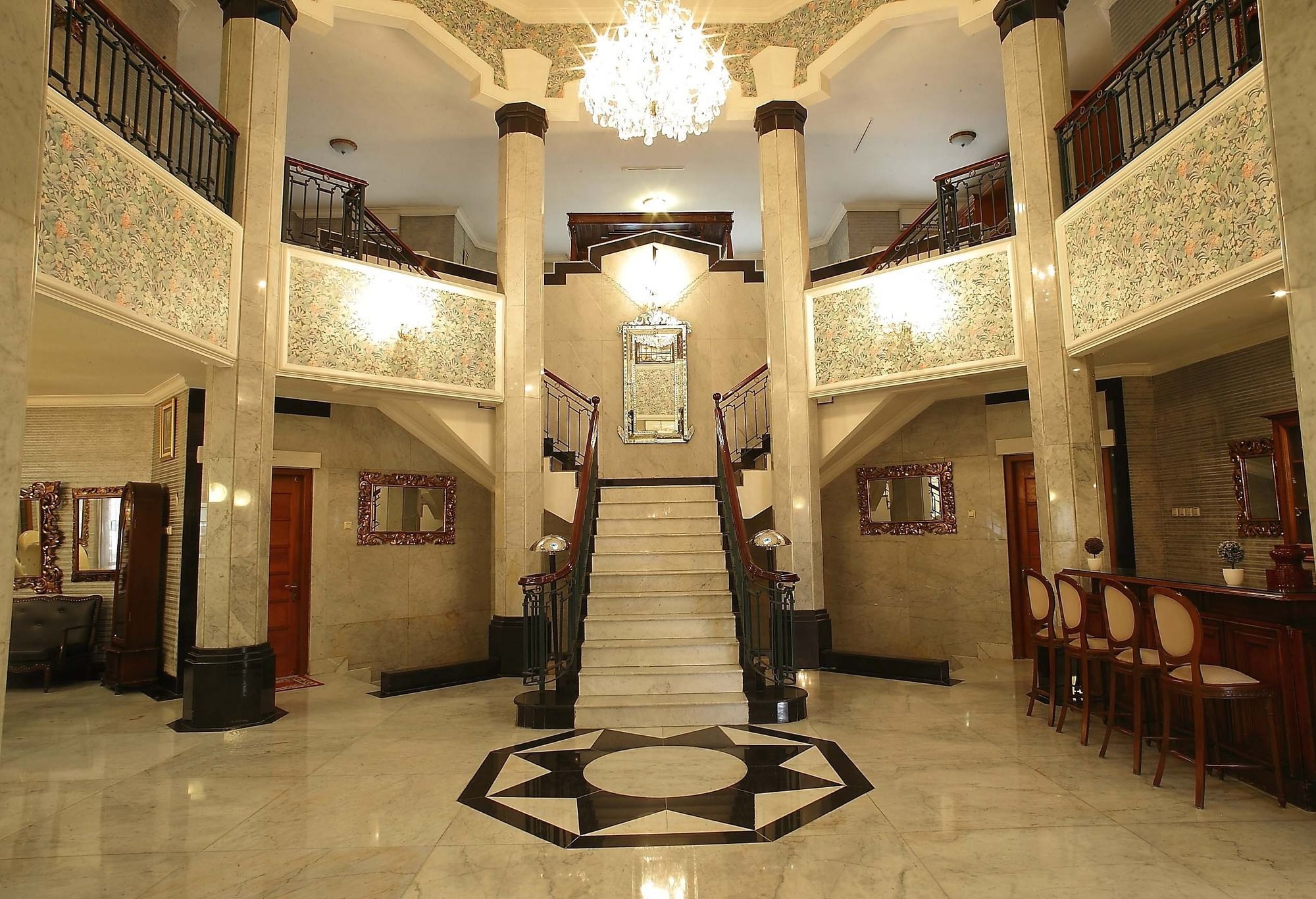 Arimbi Pejaten Suites Джакарта Екстериор снимка