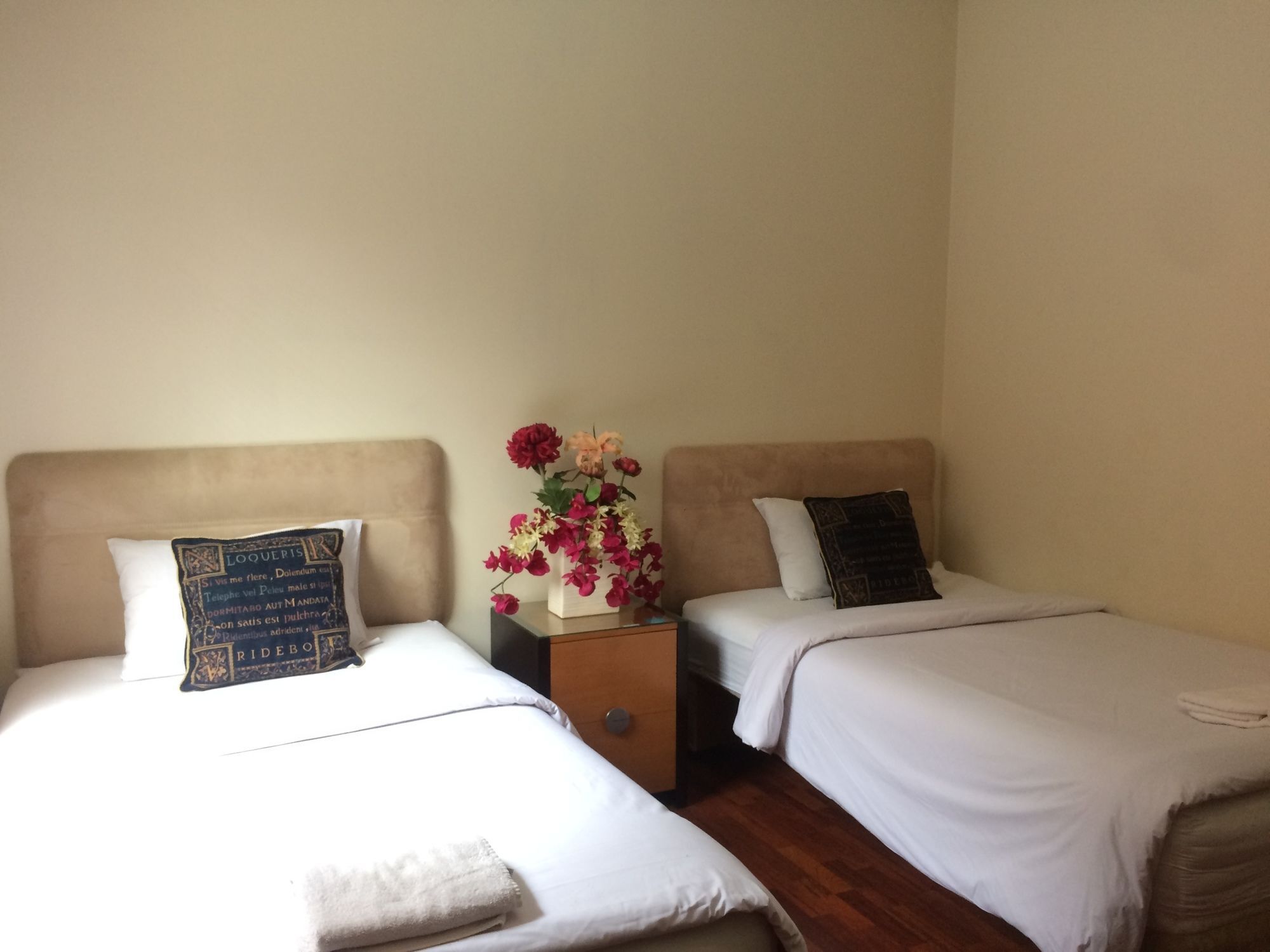 Arimbi Pejaten Suites Джакарта Екстериор снимка